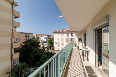Appartement &agrave; vendre &agrave; NICE Saint-Jacques Sud - 3 pi&egrave;ces - 61 m&sup2; 