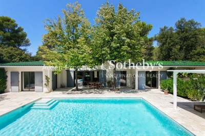 Maison &agrave; vendre &agrave; AIX-EN-PROVENCE  - 8 pi&egrave;ces - 210 m&sup2; 
