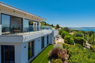 Maison &agrave; vendre &agrave; CARQUEIRANNE  - 5 pi&egrave;ces - 180 m&sup2; 