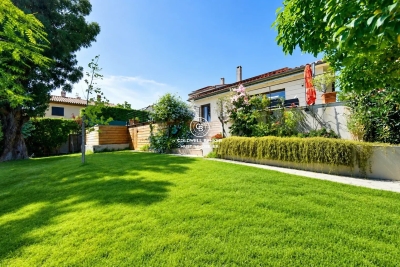 Maison &agrave; vendre &agrave; CANET EN ROUSSILLON  - 5 pi&egrave;ces - 370 m&sup2; 