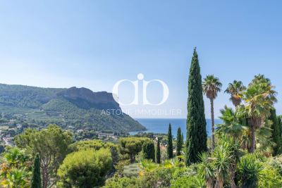 Maison &agrave; vendre &agrave; CASSIS  - 6 pi&egrave;ces - 262 m&sup2; 