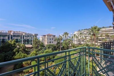 Appartement &agrave; vendre &agrave; CANNES  - 4 pi&egrave;ces - 145 m&sup2; 