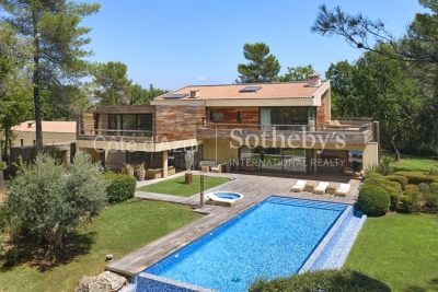 Maison &agrave; vendre &agrave; FAYENCE Ouest - 6 pi&egrave;ces - 515 m&sup2; 