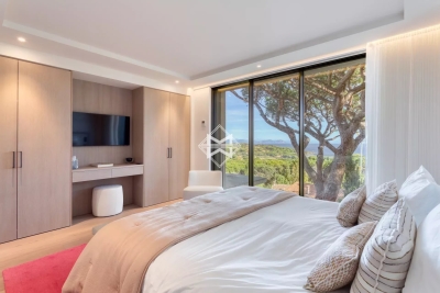 Villa à Saint-Tropez &agrave; louer à partir de 165 000 € / semaine, Photo 12
