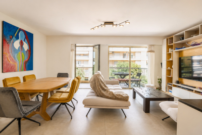 Appartement &agrave; vendre &agrave; NICE Carnoles - 5 pi&egrave;ces - 118 m&sup2; 
