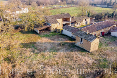 Maison &agrave; vendre &agrave; MONTMERLE-SUR-SAÔNE  - 8 pi&egrave;ces - 200 m&sup2; 