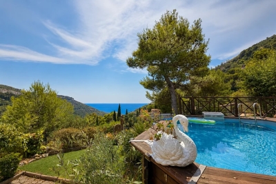 House for sale in LA TURBIE Bottero - 5 rooms - 147 m&sup2; 