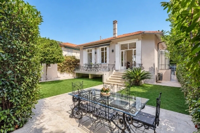 House for sale in CANNES Bottero - 4 rooms - 165 m&sup2; 