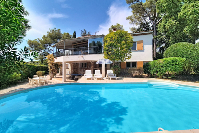 Maison &agrave; vendre &agrave; FRÉJUS Montauroux - 7 pi&egrave;ces - 150 m&sup2; 