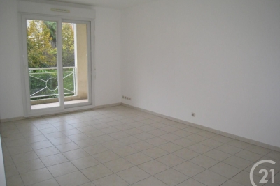 Appartement &agrave; louer &agrave; ST-ANDRÉ-DE-LA-ROCHE Mont Gros - 2 pi&egrave;ces - 42 m&sup2; 