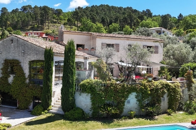 Maison &agrave; vendre &agrave; LA ROQUETTE-SUR-VAR Centre Ville - 10 pi&egrave;ces - 320 m&sup2; 