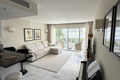Appartement &agrave; vendre &agrave; CANNES Camp Long - 3 pi&egrave;ces - 66 m&sup2; 