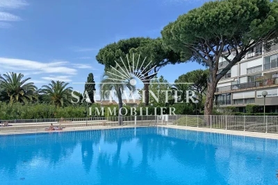 Appartement &agrave; vendre &agrave; ST-TROPEZ  - 2 pi&egrave;ces - 31 m&sup2; 