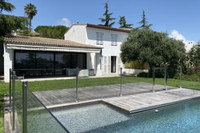 Maison &agrave; louer &agrave; VILLENEUVE-LOUBET Hippodrome - 6 pi&egrave;ces - 250 m&sup2; 