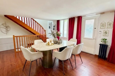 Appartement &agrave; vendre &agrave; BORDEAUX  - 7 pi&egrave;ces - 144 m&sup2; 