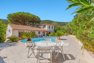 Maison &agrave; vendre &agrave; LA CROIX-VALMER  - 5 pi&egrave;ces - 160 m&sup2; 