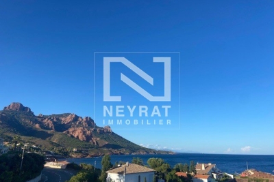 Maison &agrave; vendre &agrave; ST-RAPHAËL  - 6 pi&egrave;ces - 110 m&sup2; 