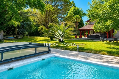 Maison &agrave; vendre &agrave; CAUNEILLE  - 10 pi&egrave;ces - 280 m&sup2; 