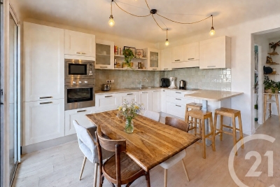 Appartement &agrave; vendre &agrave; CANNES Sainte-Anne - 4 pi&egrave;ces - 70 m&sup2; 