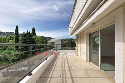 Appartement &agrave; vendre &agrave; GOLFE JUAN Saint-André-de-la-Roche - 4 pi&egrave;ces - 86 m&sup2; 