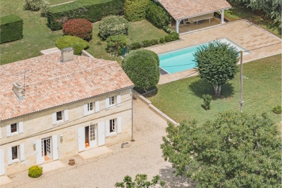 Maison &agrave; vendre &agrave; COUTRAS Arveyres - 11 pi&egrave;ces - 406 m&sup2; 