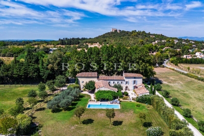 Maison &agrave; vendre &agrave; LE THOR Robion  - 300 m&sup2; 