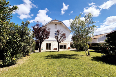 Maison &agrave; vendre &agrave; BORDEAUX  - 7 pi&egrave;ces - 165 m&sup2; 