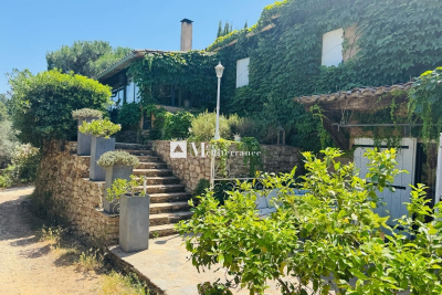 Maison &agrave; vendre &agrave; LA GARDE-FREINET  - 5 pi&egrave;ces - 174 m&sup2; 