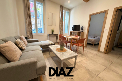 Appartement &agrave; louer &agrave; NÎMES  - 3 pi&egrave;ces - 37 m&sup2; 