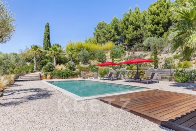 Maison &agrave; vendre &agrave; BANDOL  - 6 pi&egrave;ces - 215 m&sup2; 