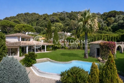Maison &agrave; vendre &agrave; CANNES Saint-Jean-Saint-Christophe - 7 pi&egrave;ces - 228 m&sup2; 