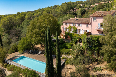 Maison &agrave; vendre &agrave; ENTRECASTEAUX Nord Rn - 11 pi&egrave;ces - 360 m&sup2; 