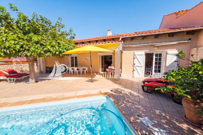 Maison &agrave; vendre &agrave; ST-CYPRIEN PLAGE  - 7 pi&egrave;ces - 196 m&sup2; 