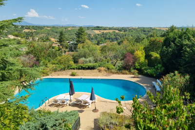 Maison &agrave; vendre &agrave; VALENSOLE  - 6 pi&egrave;ces - 198 m&sup2; 