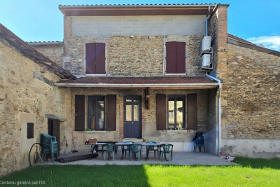 Maison &agrave; vendre &agrave; TRIORS  - 5 pi&egrave;ces - 146 m&sup2; 