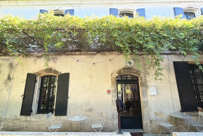 Commerce &agrave; vendre &agrave; MAUSSANE-LES-ALPILLES Escat-Saint Adrien - 5 pi&egrave;ces - 160 m&sup2; 