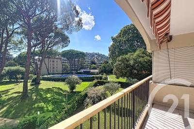 Appartement &agrave; louer &agrave; MANDELIEU-LA-NAPOULE  - 1 pi&egrave;ces - 22 m&sup2; 