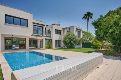 Maison &agrave; vendre &agrave; MARSEILLE 8EME Le Corbusier - 6 pi&egrave;ces - 338 m&sup2; 