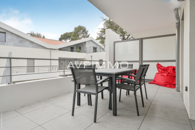 Appartement &agrave; vendre &agrave; ST-CYR-SUR-MER  - 2 pi&egrave;ces - 45 m&sup2; 