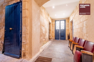 Maison &agrave; vendre &agrave; BORDEAUX  - 6 pi&egrave;ces - 307 m&sup2; 