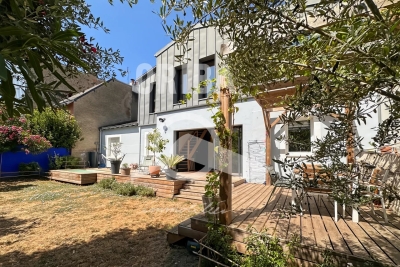 Maison &agrave; vendre &agrave; NANTES  - 8 pi&egrave;ces - 165 m&sup2; 