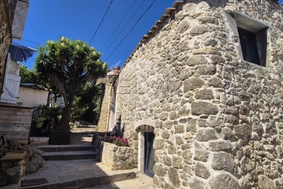 Maison &agrave; vendre &agrave; LE PLAN-DE-LA-TOUR  - 2 pi&egrave;ces - 22 m&sup2; 