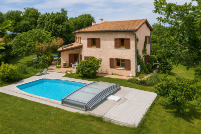 Maison &agrave; vendre &agrave; CHAPONOST  - 9 pi&egrave;ces - 253 m&sup2; 