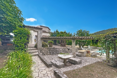 Maison &agrave; vendre &agrave; VENCE  - 7 pi&egrave;ces - 180 m&sup2; 