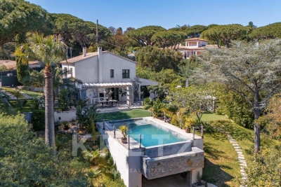 Maison &agrave; vendre &agrave; GRIMAUD La Môle - 8 pi&egrave;ces - 215 m&sup2; 