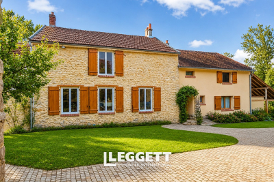 Maison &agrave; vendre &agrave; ABBEVILLE LA RIVIERE  - 10 pi&egrave;ces - 260 m&sup2; 