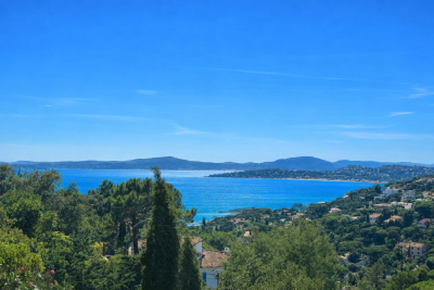 terrain &agrave; vendre &agrave; LES ISSAMBRES La Môle - 6 pi&egrave;ces - 1443 m&sup2; 