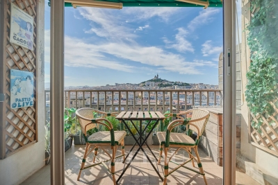 Appartement &agrave; vendre &agrave; MARSEILLE 2EME  - 3 pi&egrave;ces - 75 m&sup2; 