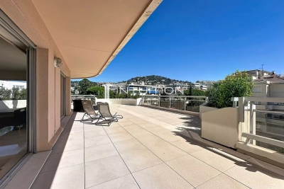 Appartement &agrave; vendre &agrave; CANNES  - 6 pi&egrave;ces - 193 m&sup2; 