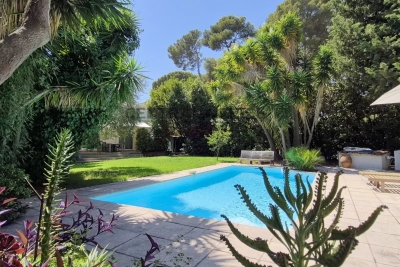 Maison &agrave; vendre &agrave; CAP D'ANTIBES  - 4 pi&egrave;ces - 150 m&sup2; 